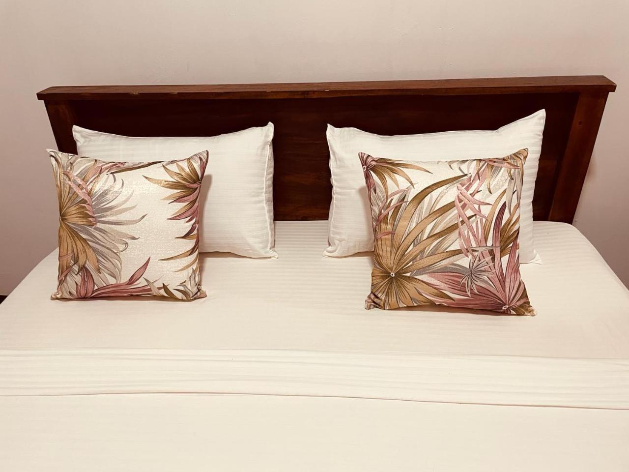 קנדי Lake Classical Guest House חדר תמונה