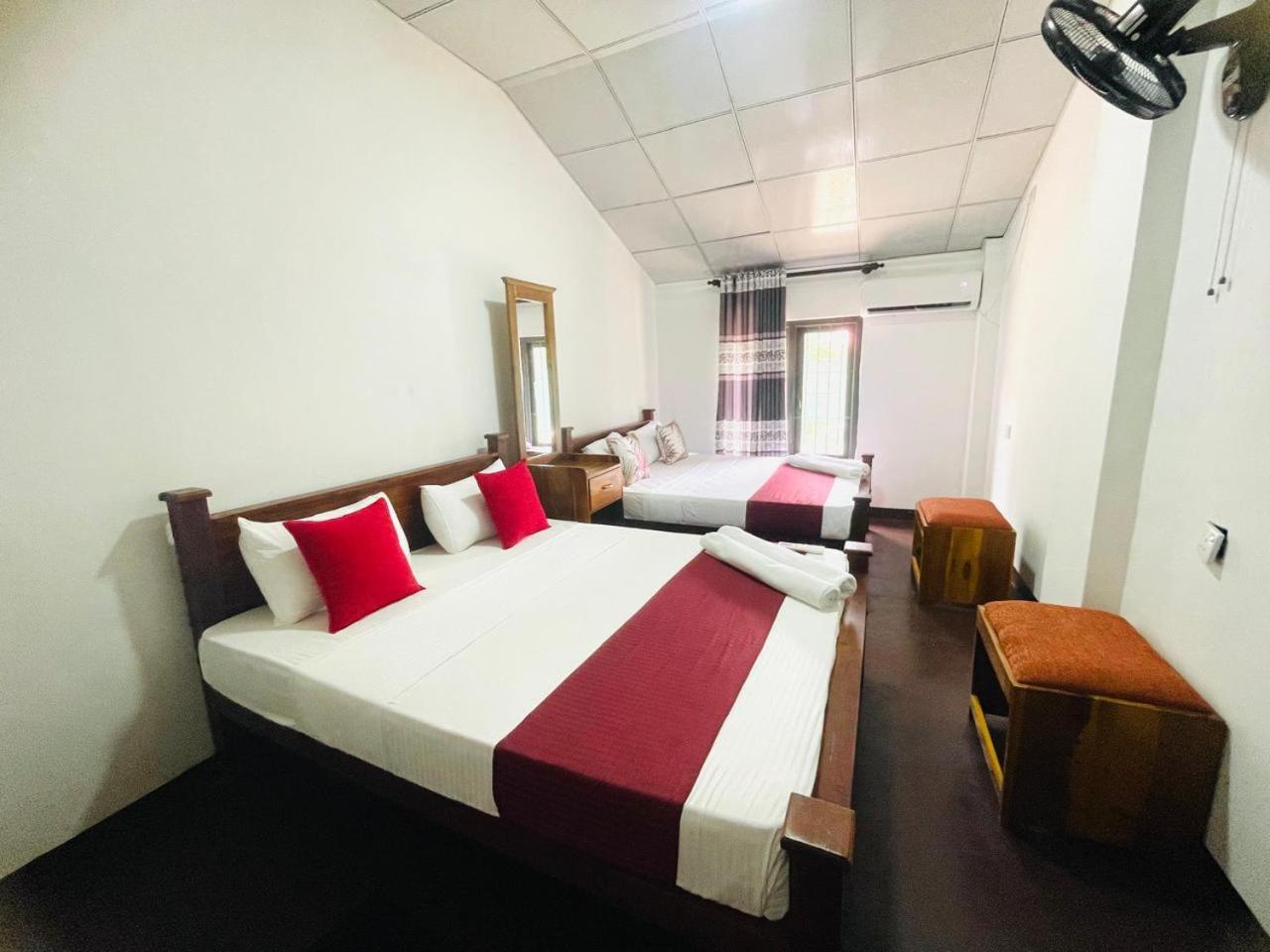 קנדי Lake Classical Guest House מראה חיצוני תמונה